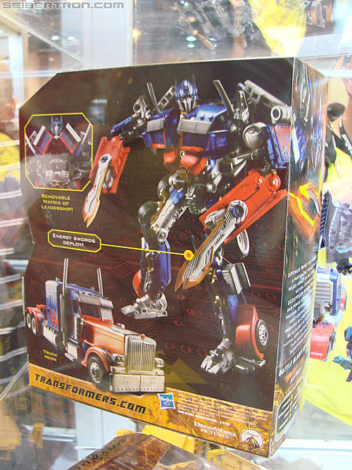 BotCon 2010: Hunt For The Decepticons toys (pt 2) - Transformers Event: DSC03347
