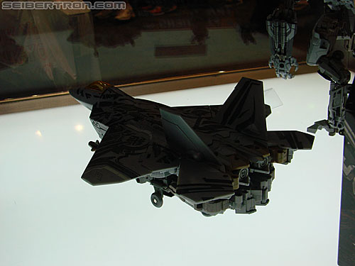 BotCon 2010: Hunt For The Decepticons toys (pt 2) - Transformers Event: DSC03361