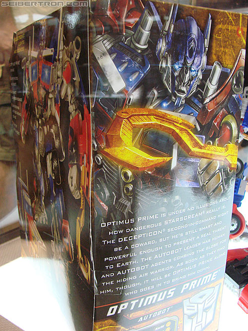 BotCon 2010: Hunt For The Decepticons toys (pt 2) - Transformers Event: DSC03367