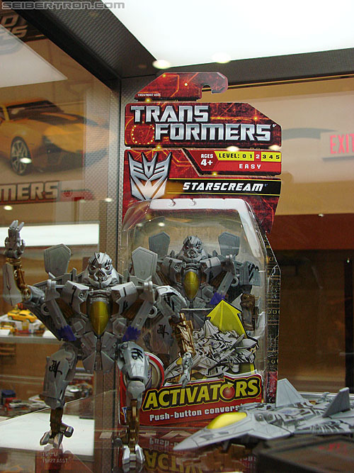 BotCon 2010: Activators and more! - Transformers Event: DSC03077