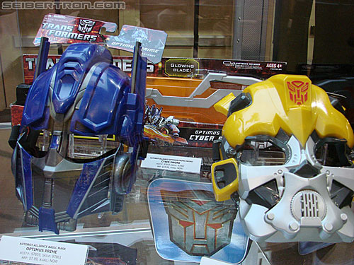 BotCon 2010: Activators and more! - Transformers Event: DSC03097