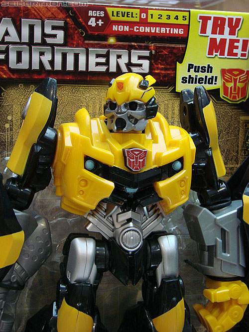 BotCon 2010: Activators and more! - Transformers Event: DSC03103