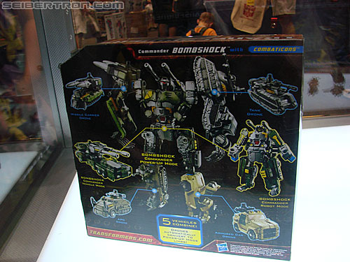 BotCon 2010: Power Core Combiners - Transformers Event: DSC03390