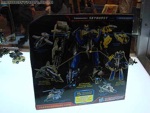 BotCon 2010: Power Core Combiners - Transformers Event: DSC03391