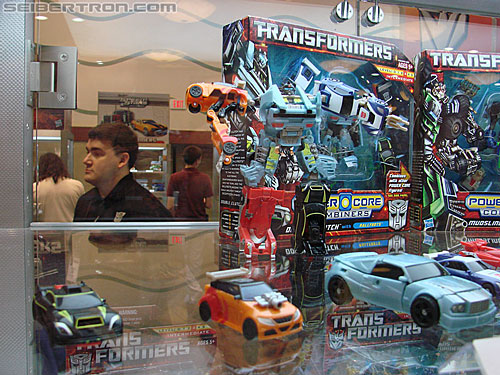 BotCon 2010: Power Core Combiners - Transformers Event: DSC03392