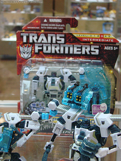 BotCon 2010: Power Core Combiners - Transformers Event: DSC03413