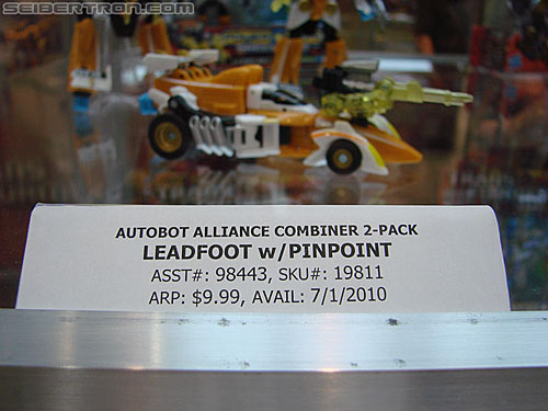 BotCon 2010: Power Core Combiners - Transformers Event: DSC03430