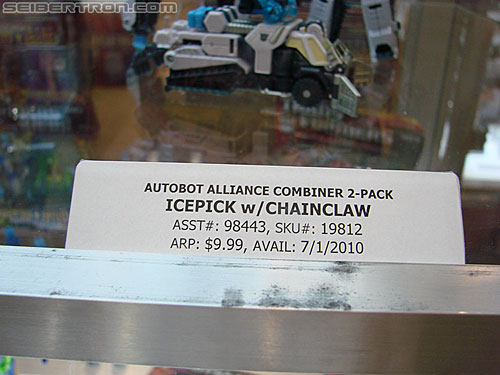 BotCon 2010: Power Core Combiners - Transformers Event: DSC03433