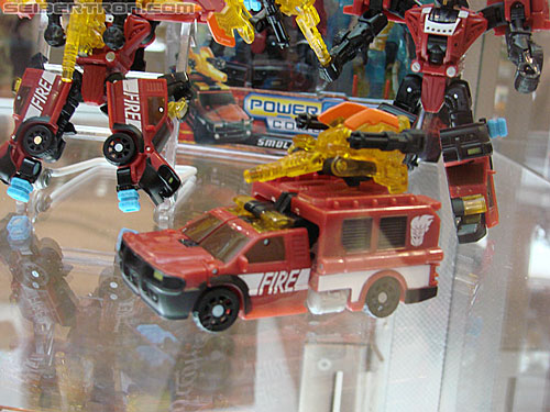 BotCon 2010: Power Core Combiners - Transformers Event: DSC03436