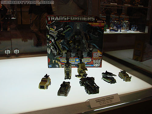 BotCon 2010: Power Core Combiners - Transformers Event: DSC03466