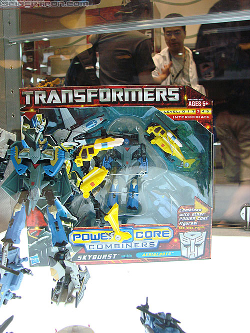 BotCon 2010: Power Core Combiners - Transformers Event: DSC03472