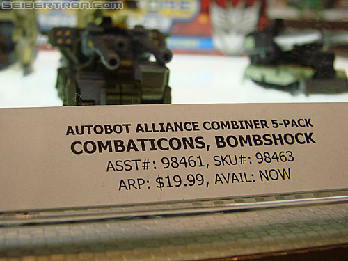 BotCon 2010: Power Core Combiners - Transformers Event: DSC03483