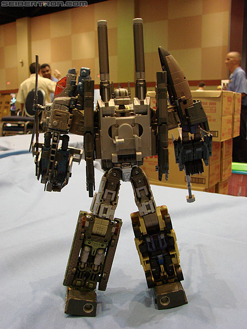 BotCon 2010: Upcoming Fansproject Products - Transformers Event: DSC03917