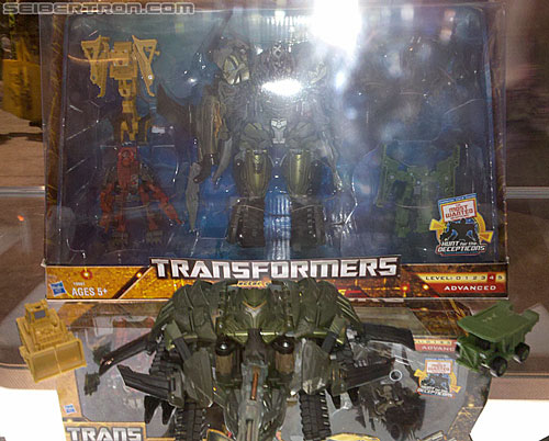 SDCC 2010 - Transformers Event: 2010-07-22-09.39.09