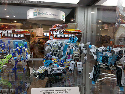 SDCC 2010 - Transformers Event: 2010-07-22-09.40.14