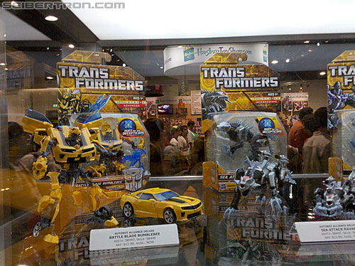 SDCC 2010 - Transformers Event: 2010-07-22-09.41.28