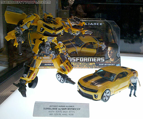 SDCC 2010 - Transformers Event: 2010-07-22-09.41.44