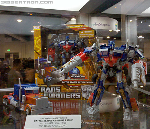SDCC 2010 - Transformers Event: 2010-07-22-09.41.49