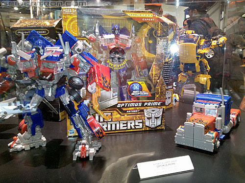 SDCC 2010 - Transformers Event: 2010-07-22-09.42.46