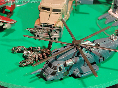 Toy Fair 2011: Transformers Cyberverse - Transformers Event: DSC05052
