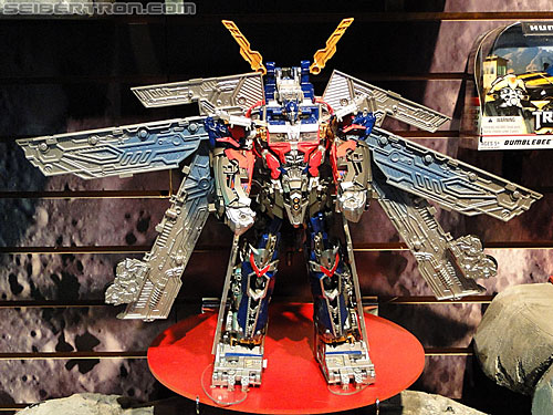 Toy Fair 2011: Dark of the Moon "Mech Tech" - Transformers Event: DSC04908