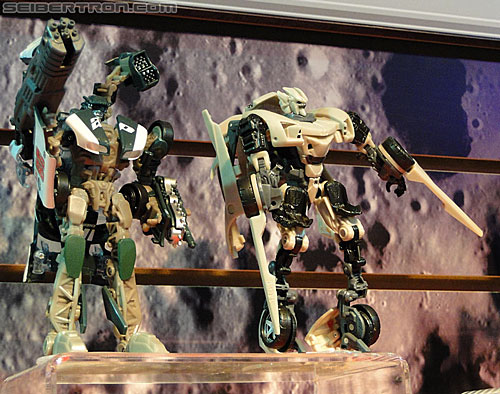 Toy Fair 2011: Dark of the Moon "Mech Tech" - Transformers Event: DSC04935
