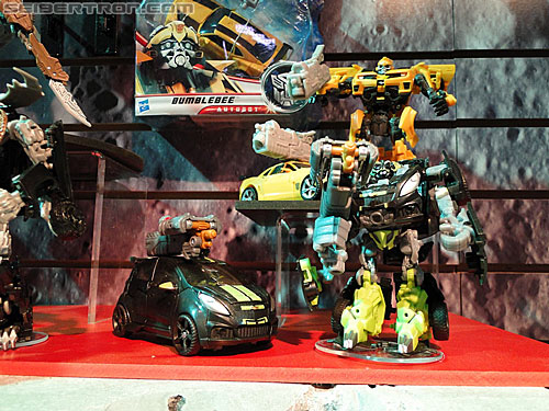 Toy Fair 2011: Dark of the Moon "Mech Tech" - Transformers Event: DSC04954