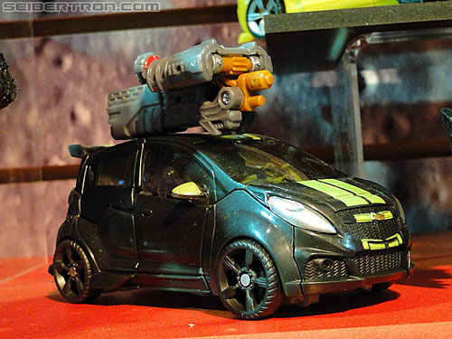 Toy Fair 2011: Dark of the Moon "Mech Tech" - Transformers Event: DSC04956
