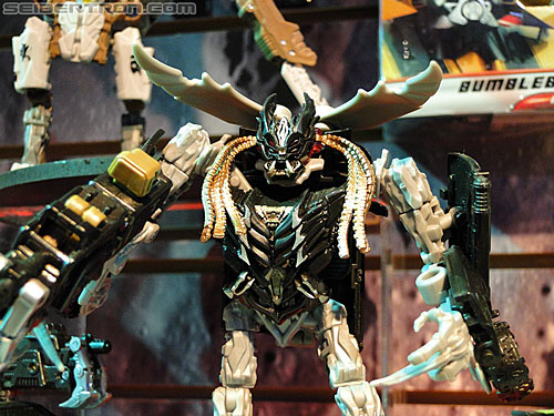 Toy Fair 2011: Dark of the Moon "Mech Tech" - Transformers Event: DSC04957
