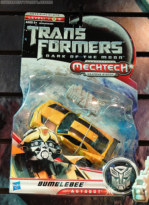 Toy Fair 2011: Dark of the Moon "Mech Tech" - Transformers Event: DSC04961