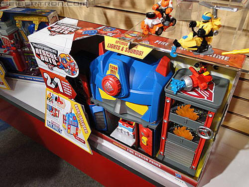 Toy Fair 2011: Playskool Heroes Transformers Rescue Bots - Transformers Event: DSC05195