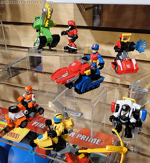 Toy Fair 2011: Playskool Heroes Transformers Rescue Bots - Transformers Event: DSC05196a