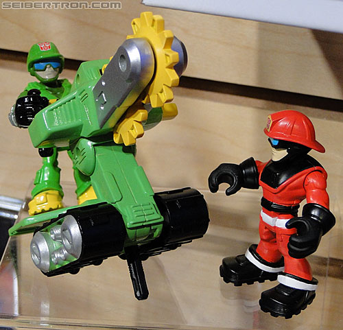 Toy Fair 2011: Playskool Heroes Transformers Rescue Bots - Transformers Event: DSC05200
