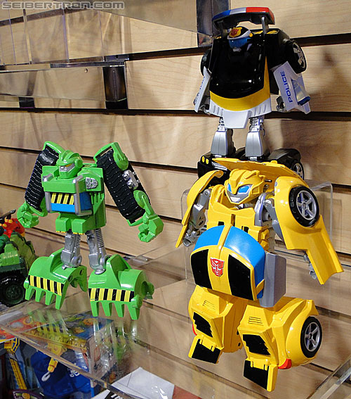 Toy Fair 2011: Playskool Heroes Transformers Rescue Bots - Transformers Event: DSC05201a
