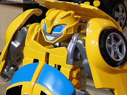 Toy Fair 2011: Playskool Heroes Transformers Rescue Bots - Transformers Event: DSC05202b