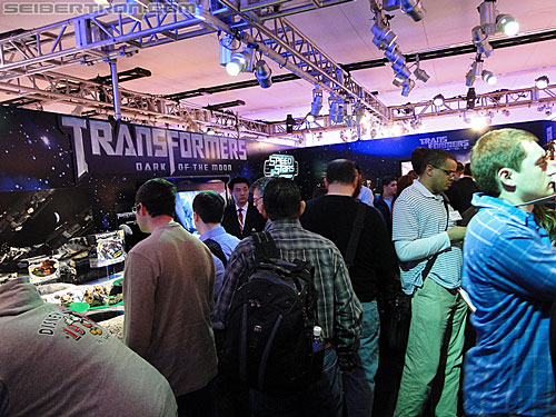 Toy Fair 2011: Miscellaneous - Transformers Event: DSC04892