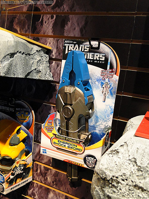 Toy Fair 2011: Miscellaneous - Transformers Event: DSC04983