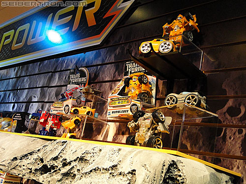 Toy Fair 2011: Miscellaneous - Transformers Event: DSC04986