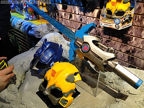 Transformers News: Toy Fair 2011 Coverage - Speed Stars and Little Bit of Everything Else! Image
