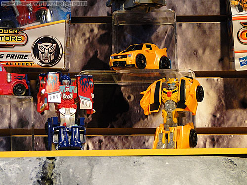 Toy Fair 2011: Miscellaneous - Transformers Event: DSC04993
