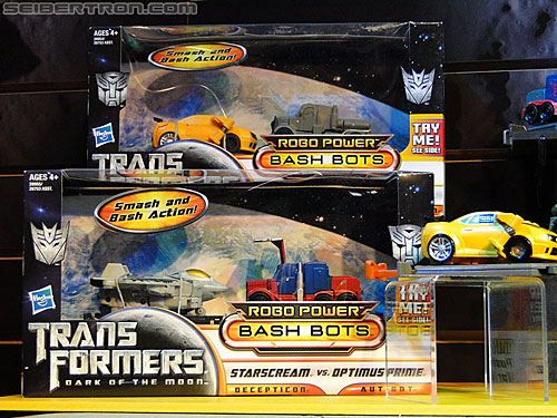 Toy Fair 2011: Miscellaneous - Transformers Event: DSC05028
