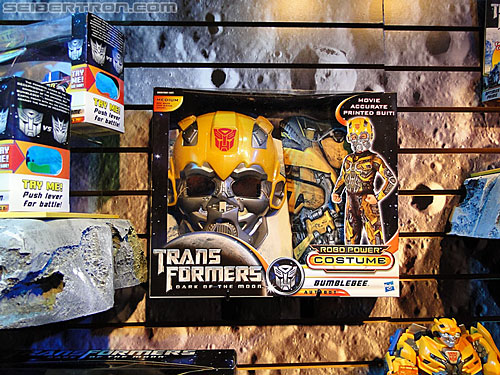 Toy Fair 2011: Miscellaneous - Transformers Event: DSC05031