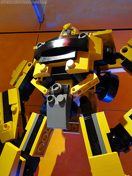 Toy Fair 2011: Miscellaneous - Transformers Event: DSC05142