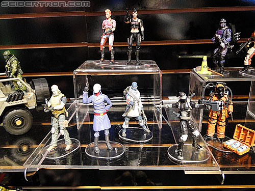 Toy Fair 2011: Miscellaneous - Transformers Event: DSC05179