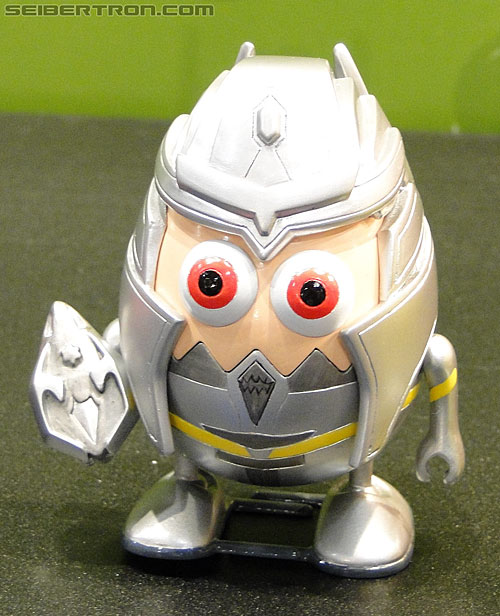 Transformers News: One Last Gallery from Toy Fair Featuring Transformers Eggbods from Bluw Image