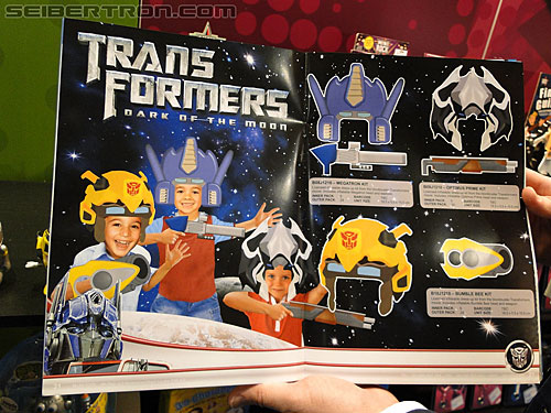 Toy Fair 2011: Toy Fair at Javits Center - Transformers Event: AirHedz Transformers products from <a href="http://www.bluw.com/home/airheadz.html" target="_blank">Bluw</a>