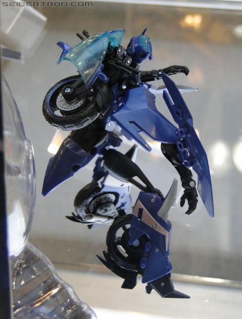 Botcon 2011: Transformers Prime Toys - Transformers Event: DSC09966