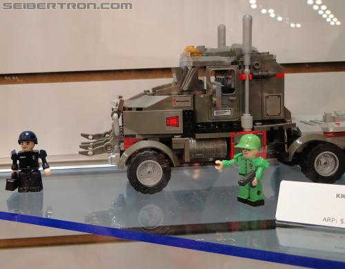 Botcon 2011: Kre-O Transformers Display Area - Transformers Event: Kre-o-transformers-043