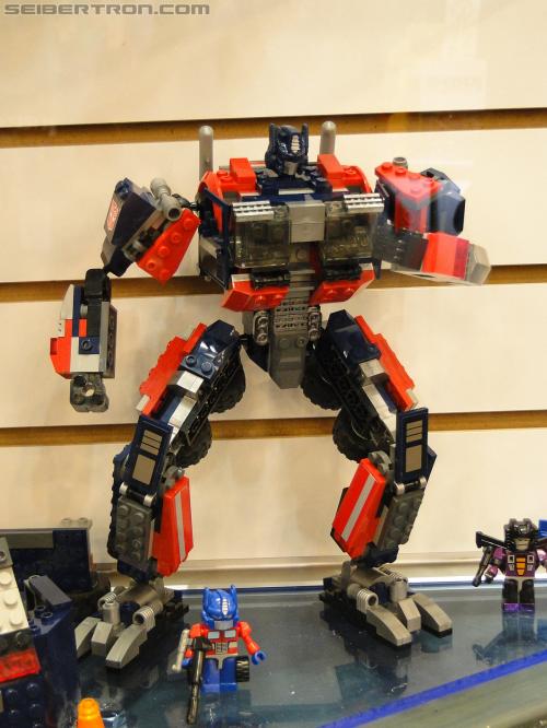 Botcon 2011: Kre-O Transformers Display Area - Transformers Event: Kre-o-transformers-056