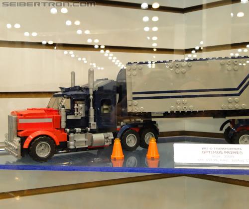 Botcon 2011: Kre-O Transformers Display Area - Transformers Event: Kre-o-transformers-061